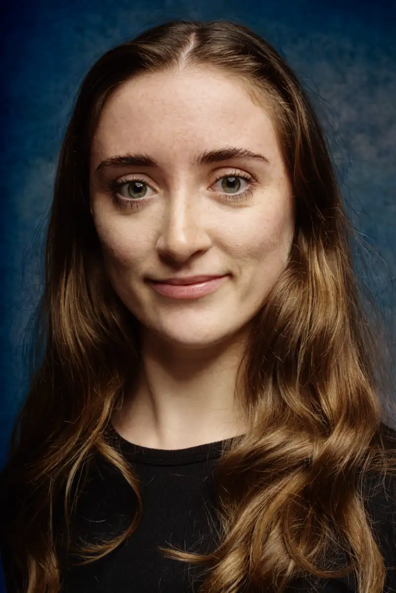 Actor headshot of Holly in the London studio