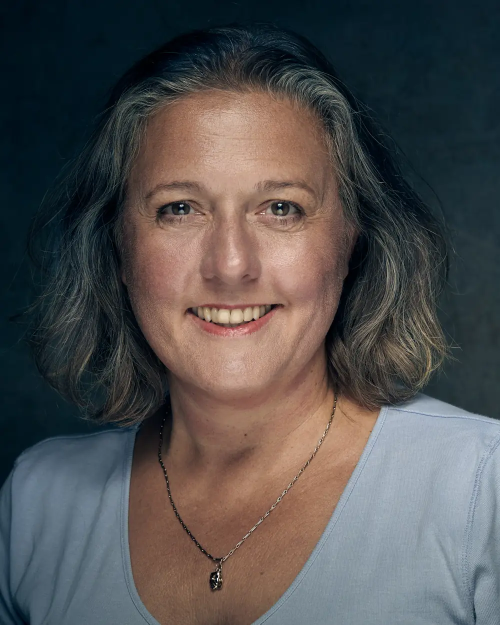 Modern Actor Headshot Kathrine