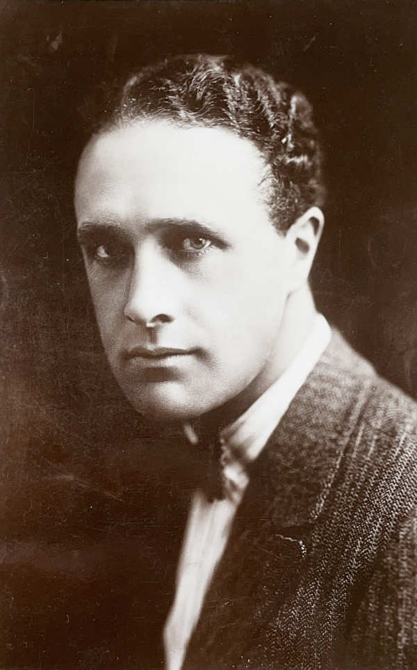 Owen Nares Foulsham Banfield